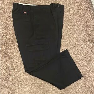 Dickies Black Cargo Pants Versatile and Durable